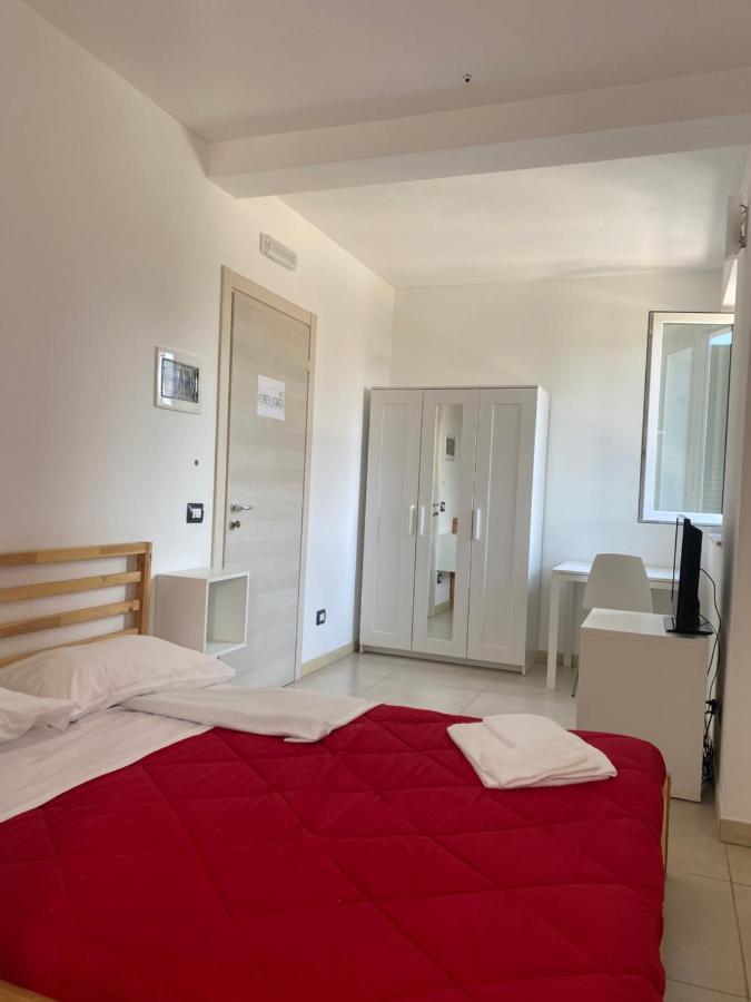 Aparthotel Rta La Pineta à Sarzana Extérieur photo